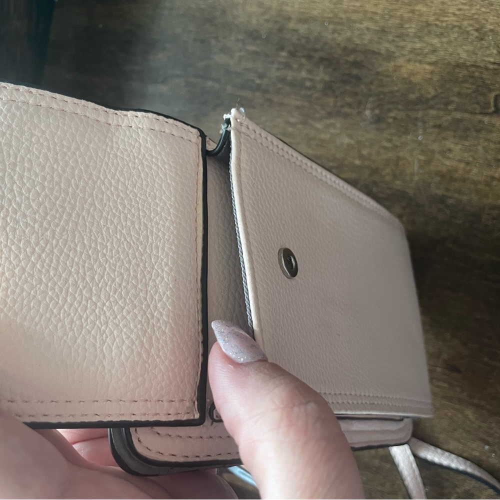 Kenneth Cole wallet bundle - Picture 3 of 5